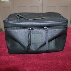 Tender Love Carry travel toiletry or accessory organizer -Black